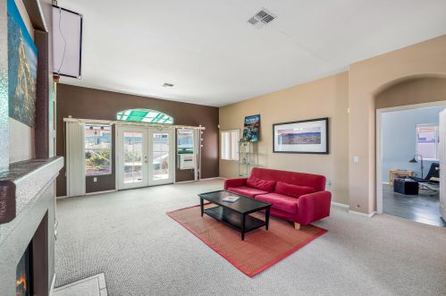 399 Cabrillo Rd, Palm Springs, CA 92262-1903