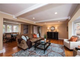 1 Highland St, Guilford CT  06437-3514 exterior