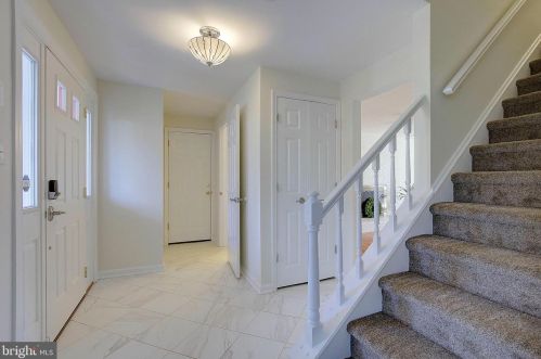 5026 Round Tower Pl, Columbia MD  21044-1322 exterior