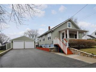 101 Newfield Ave, Warwick, RI 02888-1811