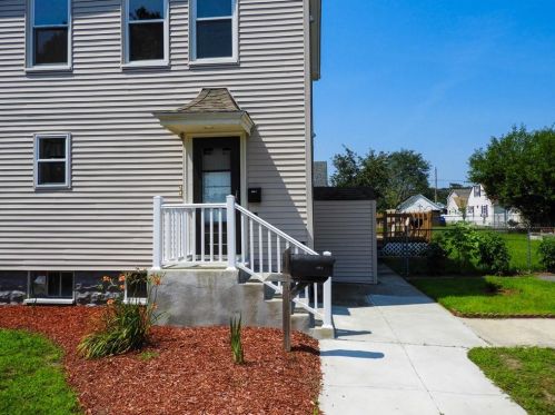 10 Atwood Ave, Providence, RI 02904-3620