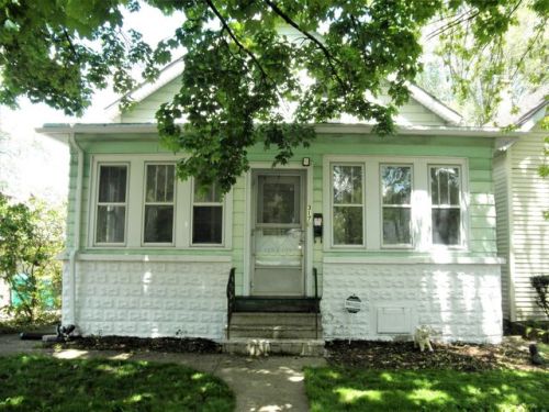 317 Marble St, Joliet, IL 60435-6336
