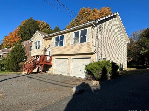 2200 Main St, Waterbury, CT 06704-2310