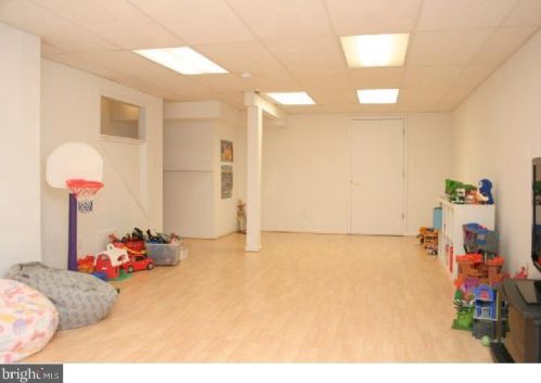 23 Wilkinson Way, Princeton NJ  08540-7362 exterior