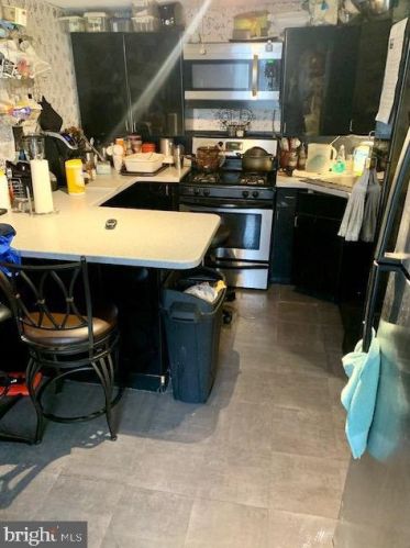 2255 37 St, Camden NJ 08110-2211 exterior