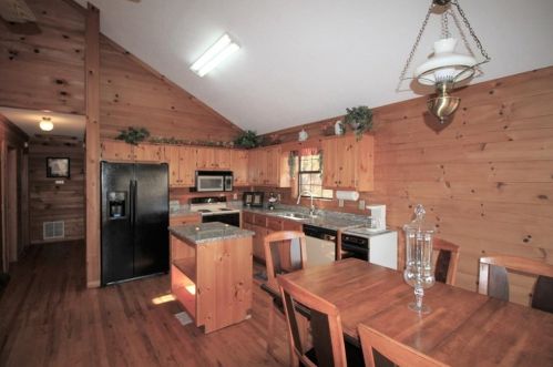 174 Sassafras Mtn Trl, Big Canoe GA  30143-7970 exterior