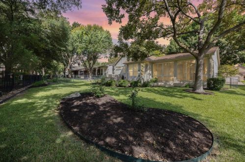 121 Bluebell Dr, Georgetown, TX 78633-4748