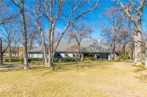 2117 Shadow Lake Dr, Edmond, OK 73025-1713