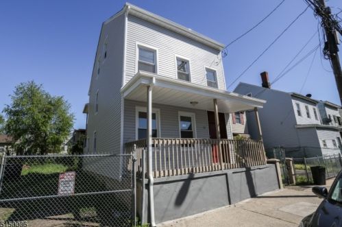 72 1st St, Paterson NJ  07522-1739 exterior