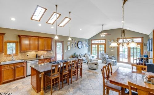 1645 Nottingham Way, Mountainside, NJ 07092-1355
