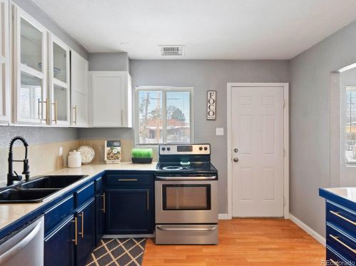 885 Quentin St, Denver CO  80011-6307 exterior