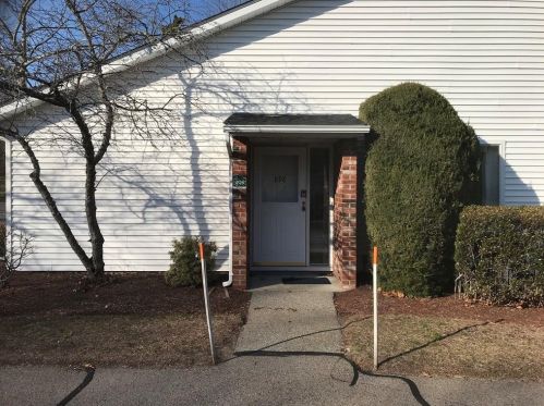 898 Halifax Dr, Warwick RI  02886-1709 exterior
