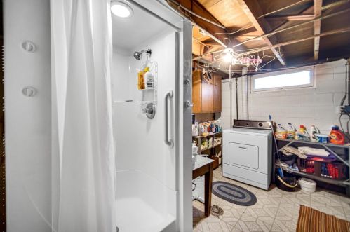 212 Virginia St, Hobart IN  46342-5884 exterior