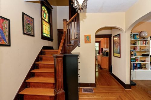 342 Ada St, Cincinnati OH 45219-1102 exterior