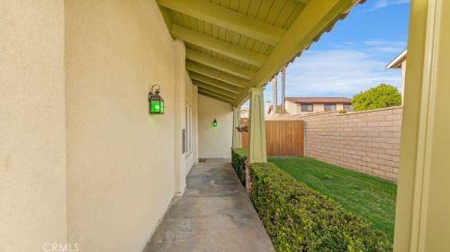 10915 El Coco Cir, Santa Ana CA  92708-5316 exterior