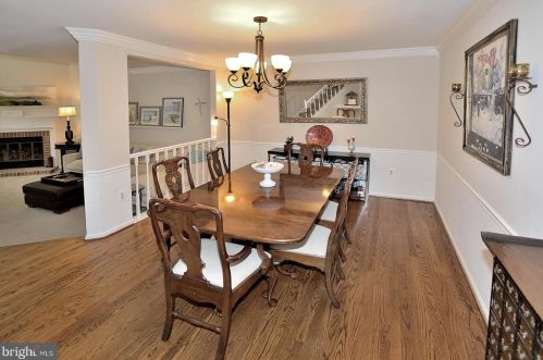 7734 Rockledge Ct, Springfield VA  22152-3853 exterior
