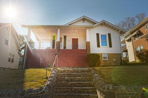 1126 Wasena Ave, Roanoke VA  24015-5312 exterior