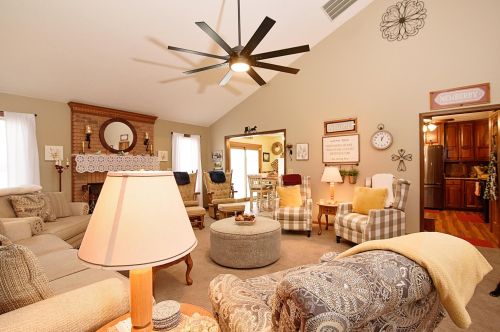 5541 Meissen Dr, Springfield OH  45502-8878 exterior