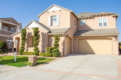 2368 Larimar Ave, Carlsbad, CA 92009-1719