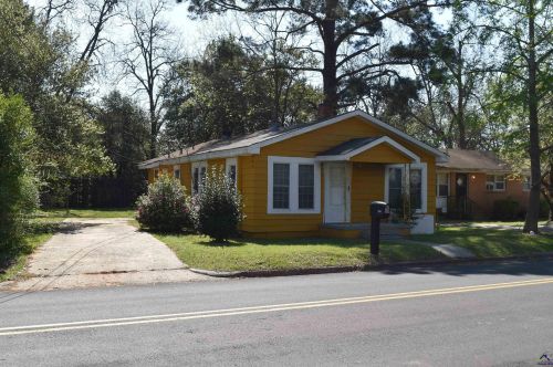 305 Chestnut St, Marshallville, GA 31030-2728