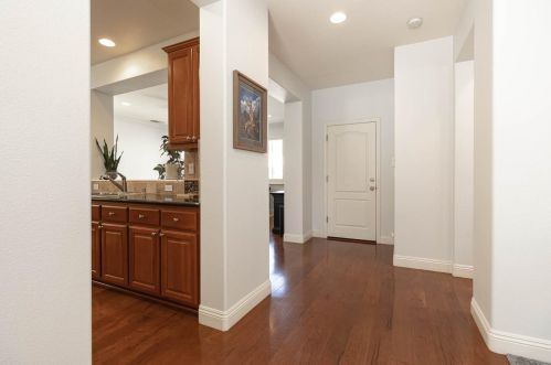 364 Applegate Dr, Valley Home CA  95361-8285 exterior