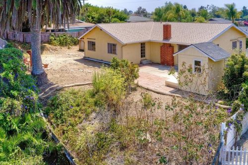 1326 Crestridge Dr, Oceanside, CA 92054-5723