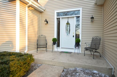 4952 Westhill Cir, Plainfield, IL 60586-8378