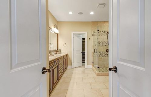 3636 Brookleigh Ln, Atlanta GA  30319-2219 exterior