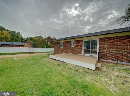 9470 Vollmerhausen Dr, Columbia MD  21046-2004 exterior