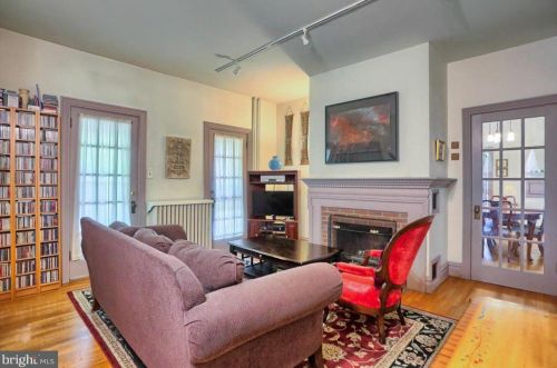 263 Walnut St, Carlisle PA  17013-3735 exterior