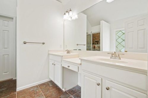 506 Chestnut Walk, Holly Springs GA  30114-7748 exterior