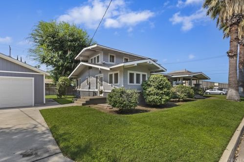 6268 Palm Ave, Riverside CA  92506-2021 exterior