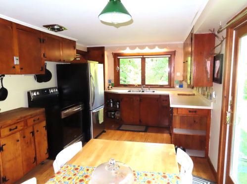 68 Water St, Marlborough, NH 03455-2152