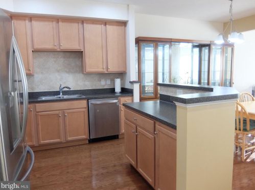 78 Sundance Dr, Trenton NJ 08619-3968 exterior