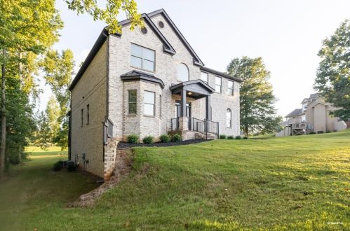804 Suncrest Ct, Hampton, GA 30228-6056