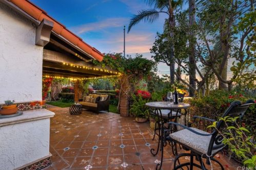 1451 Foothill Blvd, Santa Ana CA 92705-2511 exterior