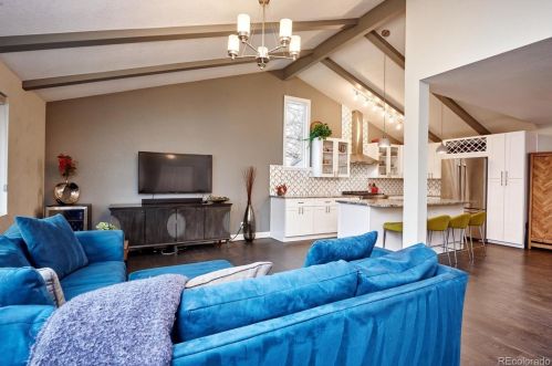 5564 Mansfield Ave, Denver CO  80237-1064 exterior