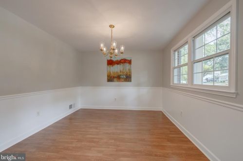 7136 Game Lord Dr, Springfield VA  22153-1318 exterior