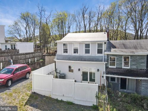 433 Greenwood Ave, Primrose PA 17901-3650 exterior