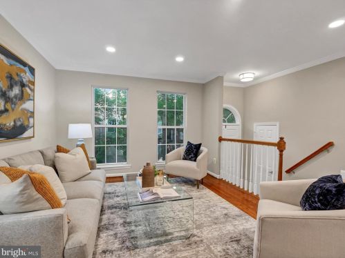 2408 Hay Rake Ct, Herndon, VA 20171-4328