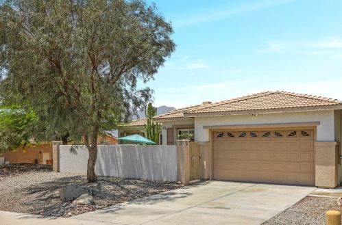 13681 Mountain Top Dr, Desert Hot Springs, CA 92240-6533