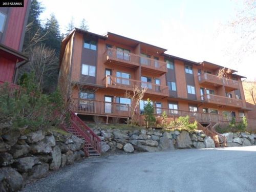 2154 Lawson Creek Rd, Juneau, AK 99824-5022