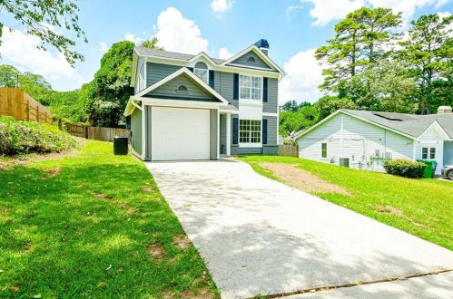 2065 Morgans Bluff Ct, Lithonia, GA 30058-8921