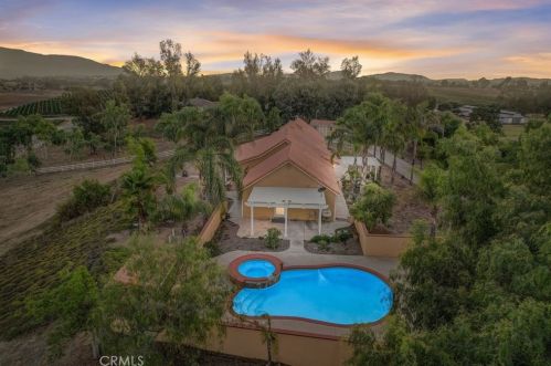 36395 Fino Vista Ln, Temecula, CA 92592-8522
