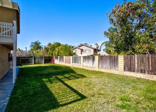 3071 Wicklow Dr, Riverside CA  92503-5806 exterior