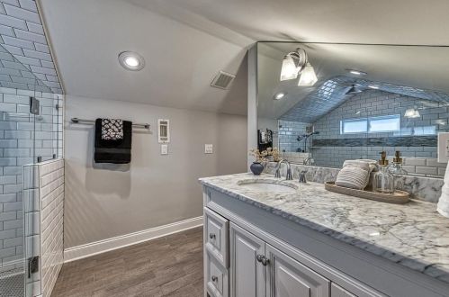 15 Bates Ave, Atlanta GA  30317-1301 exterior