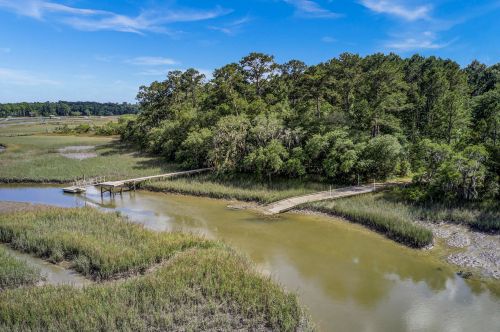 4637 Lazy Creek Ln, Wadmalaw Is SC  29487-7066 exterior