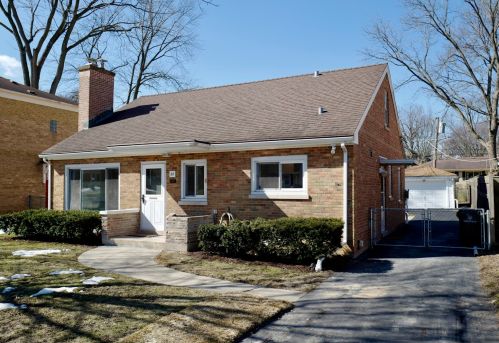 22 Lincoln St, Glenview, IL 60025-4915