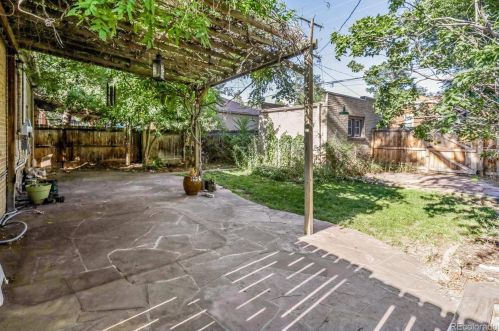 1324 Ash St, Denver CO 80220-2409 exterior