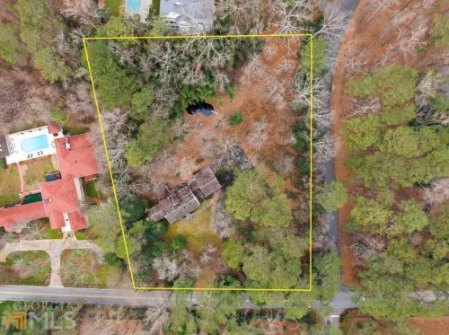 999 Crest Valley Dr, Atlanta GA  30327-4528 exterior